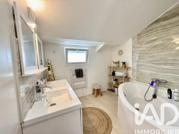 Maison à vendre 10 pièces 215 m² Clichy-sous-Bois
