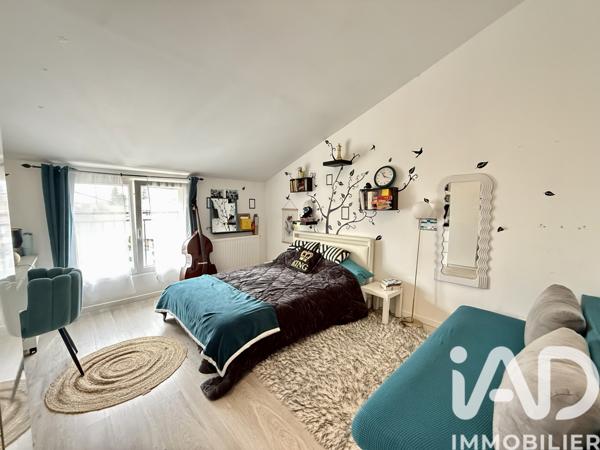 Maison à vendre 10 pièces 215 m² Clichy-sous-Bois
