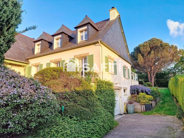 Grande et belle maison sur son terrain spacieux