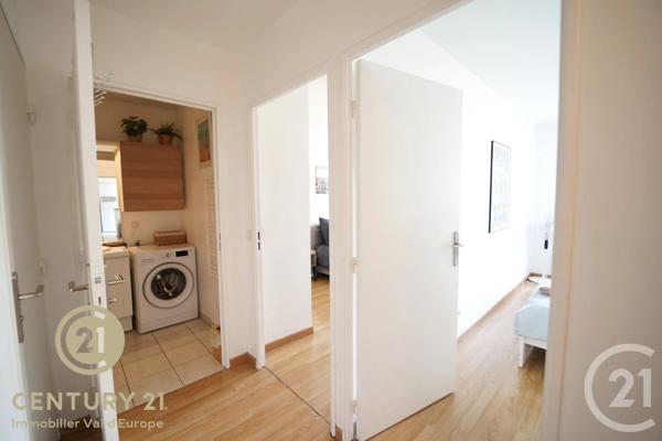 Appartement F3 à vendre  3 pièces - 70 m 2   SERRIS  - 77