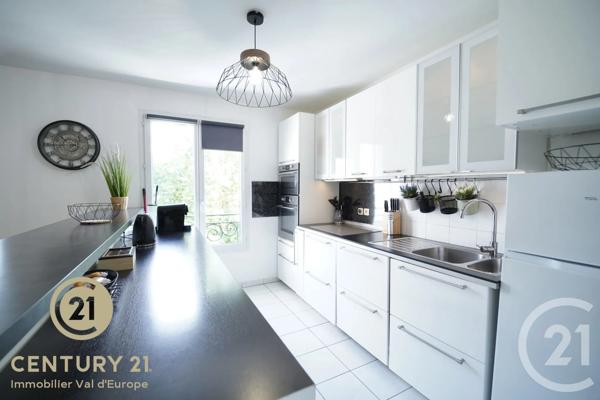 Appartement F3 à vendre  3 pièces - 70 m 2   SERRIS  - 77
