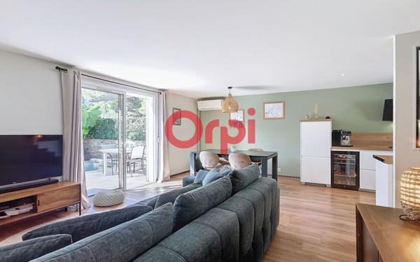 Maison à vendre    4 pièces •  Sanary-sur-Mer