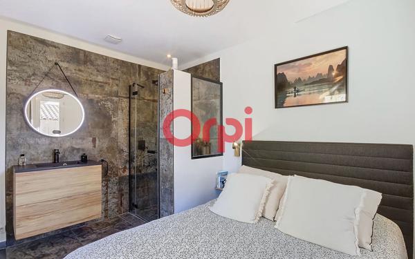 Maison à vendre    4 pièces •  Sanary-sur-Mer