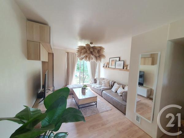 Maison à vendre  6 pièces - 132,79 m 2   CRECY LA CHAPELLE  - 77