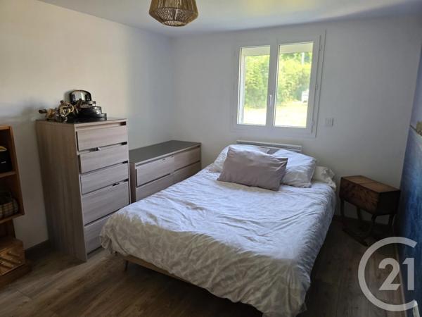 Maison à vendre  6 pièces - 132,79 m 2   CRECY LA CHAPELLE  - 77