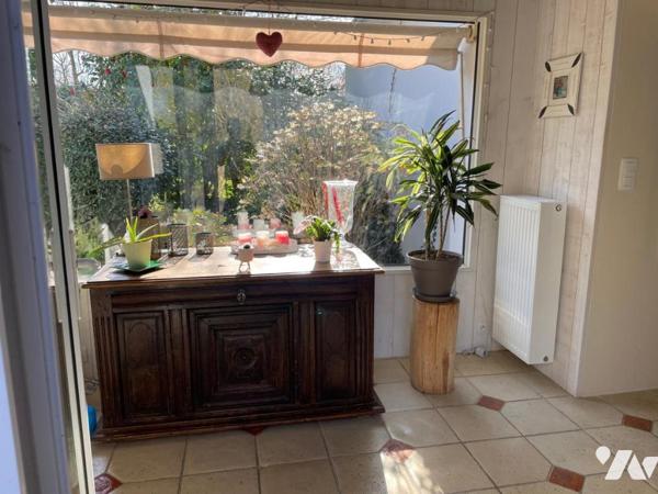 Élégance, calme et lumière — Maison rénovée de 202 m² avec piscine et étang