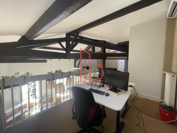 Bureau de 240 m² à louer à Bordeaux Jardin Public Quinconces