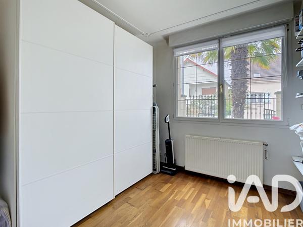 Maison à vendre 8 pièces 143 m² Sainte-Geneviève-des-Bois