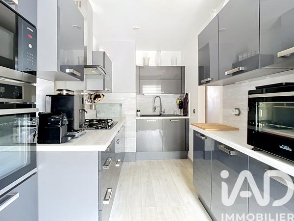 Maison à vendre 8 pièces 143 m² Sainte-Geneviève-des-Bois
