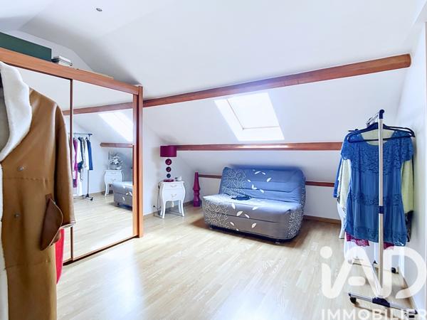 Maison à vendre 8 pièces 143 m² Sainte-Geneviève-des-Bois