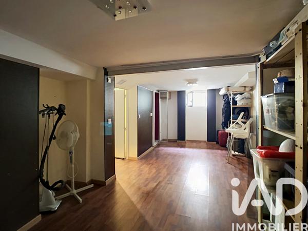 Maison à vendre 8 pièces 143 m² Sainte-Geneviève-des-Bois