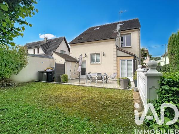 Maison à vendre 8 pièces 143 m² Sainte-Geneviève-des-Bois
