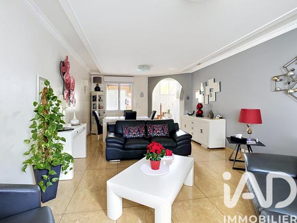 Maison à vendre 8 pièces 143 m² Sainte-Geneviève-des-Bois
