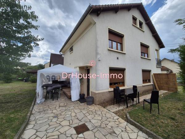 Immeuble à vendre 10 pièces de 185 m²