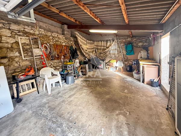 SEPTEMES LES VALLONS - Maison 4 pièces + garage sur parcelle 441m2