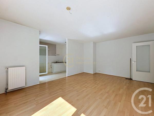 Appartement T3 à vendre  3 pièces - 60,18 m 2   RENNES  - 35