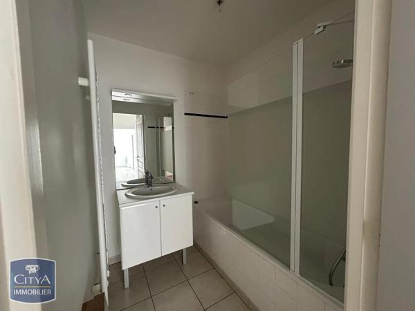 Appartement à louer 3 pièces 76.39m² Cherbourg-en-Cotentin (50100)