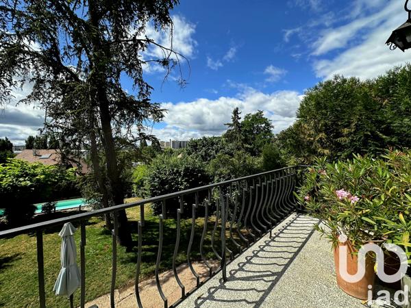 Maison à vendre 5 pièces 147 m² Le Plessis-Robinson