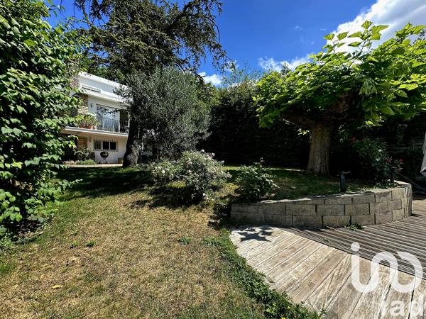 Maison à vendre 5 pièces 147 m² Le Plessis-Robinson