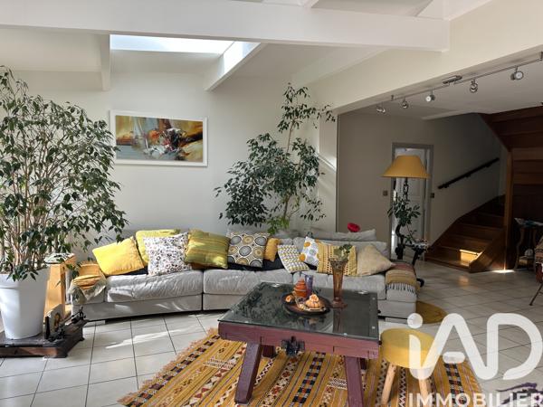 Maison à vendre 7 pièces 215 m² Fontenay-sous-Bois