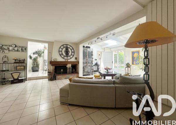 Maison à vendre 7 pièces 215 m² Fontenay-sous-Bois