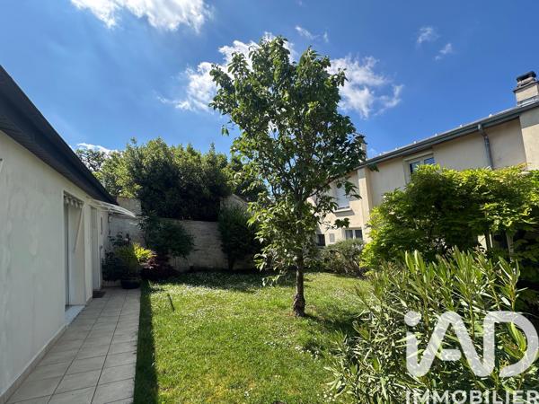 Maison à vendre 7 pièces 215 m² Fontenay-sous-Bois