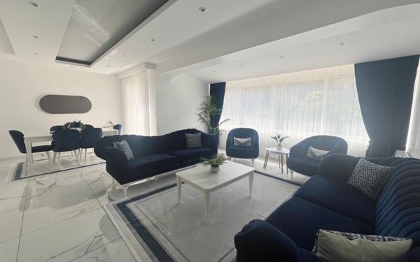 Maison à vendre    6 pièces • 148,65 m2 Marseille 13