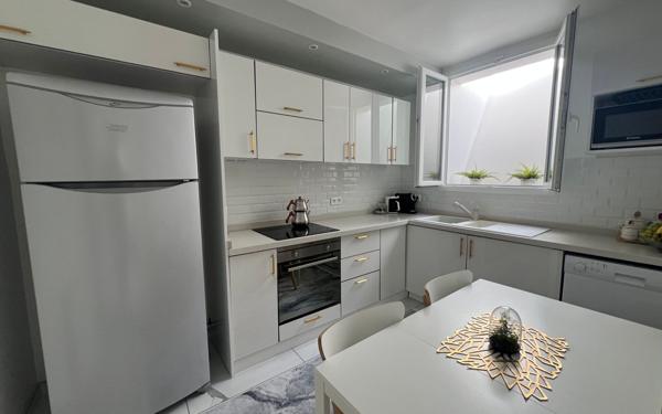 Maison à vendre    6 pièces • 148,65 m2 Marseille 13