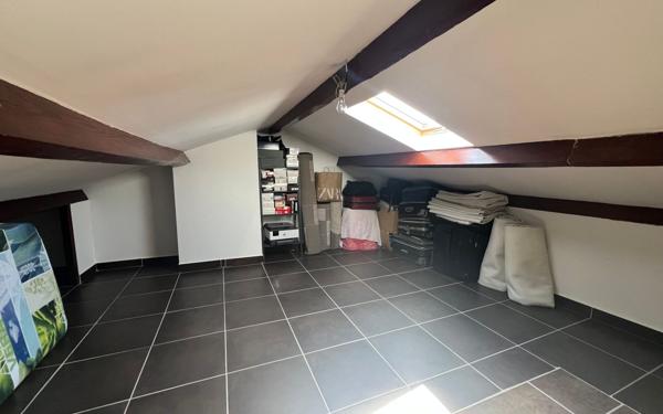 Maison à vendre    6 pièces • 148,65 m2 Marseille 13