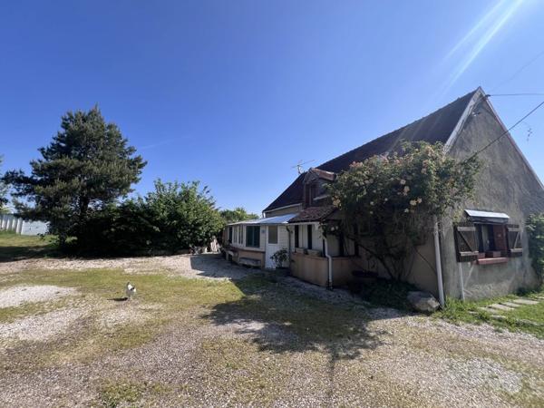 Vente Propriété 10 pièces à Poilly-Lez-Gien