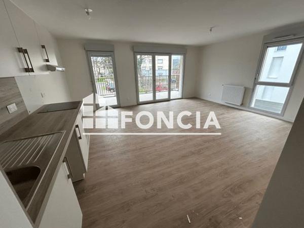 Location Appartement 4 pièces 84.32 m² - 69 RUE ROGER SALENGRO Amberieu En Bugey 01500