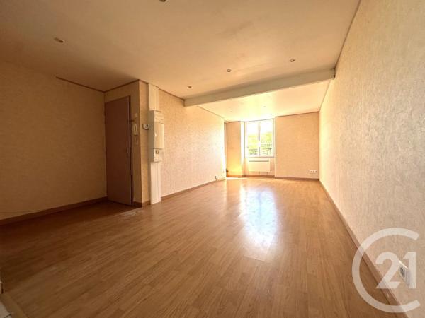Appartement F3 à vendre  3 pièces - 49,60 m 2   PUSSAY  - 91