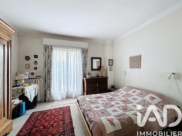 Maison à vendre 6 pièces 133 m² Le Mesnil-le-Roi