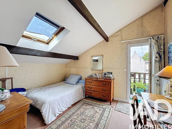 Maison à vendre 6 pièces 133 m² Le Mesnil-le-Roi