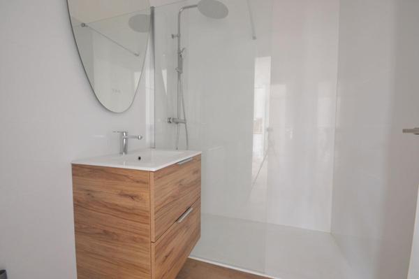 Appartement t1 terrasse17 La Rochelle centre historique