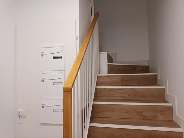 Appartement t1 terrasse17 La Rochelle centre historique