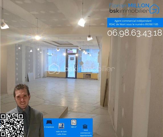 Immeuble commercial de 148 m²
