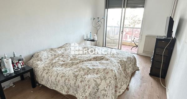 À vendre Appartement 2 pièces 68 m² - Marseille 13008