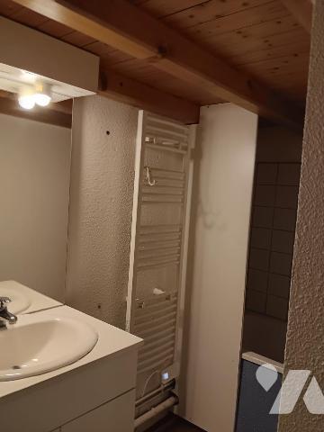 T1  au deuxième étage sur les rivières commune de PREMANON 