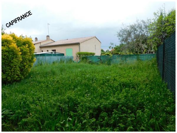 DIGNE-LES-BAINS 04000 A VENDRE Maison traditionnelle avec 2 appartements, terrain clos, garage et cave