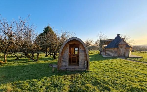 À VENDRE ? Propriété de charme avec activité touristique ? Secteur Saint-Michel-Mont-Mercure