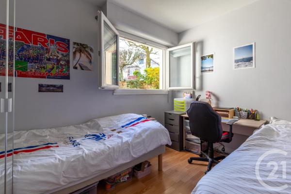 Appartement F3 à vendre  3 pièces - 66,40 m2 ST MAUR DES FOSSES - 94