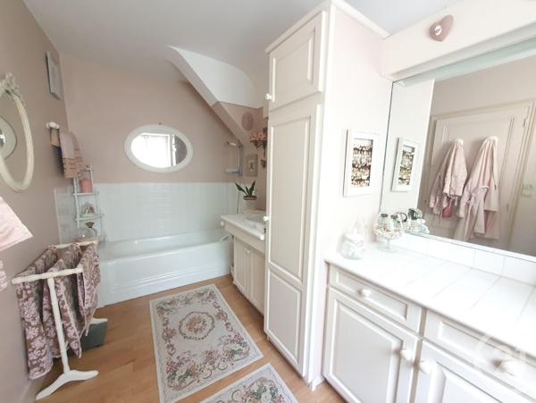 Maison à vendre  10 pièces - 321,15 m2 PONTOISE - 95