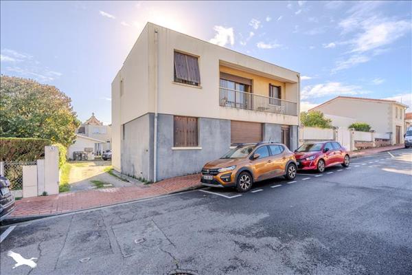 Immeuble à vendre |  Soulac-sur-Mer |  320 m²