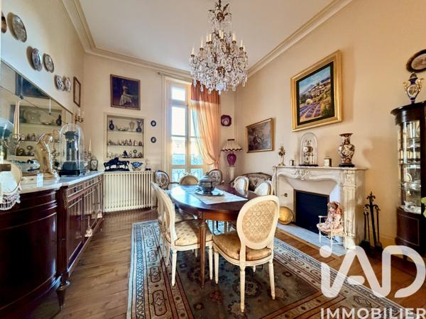 Maison à vendre 6 pièces 246 m² Angers