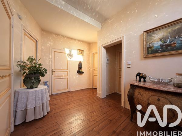 Maison à vendre 6 pièces 246 m² Angers