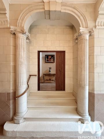 Maison à vendre 6 pièces 246 m² Angers