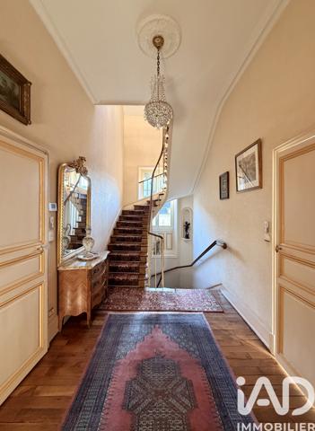 Maison à vendre 6 pièces 246 m² Angers