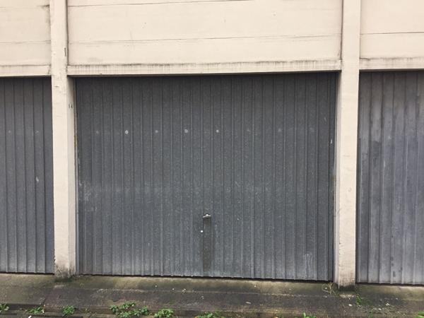 MONTREUIL, DANS UNE RESIDENCE AVEC ESPACES VERTS, PROCHE DE LA NOUVELLE LIGNE DE METRO 11 STATION LA DHUYS, 4 PIECES TRAVERSANT EST/OUEST AVEC RESSERRE ET BOX