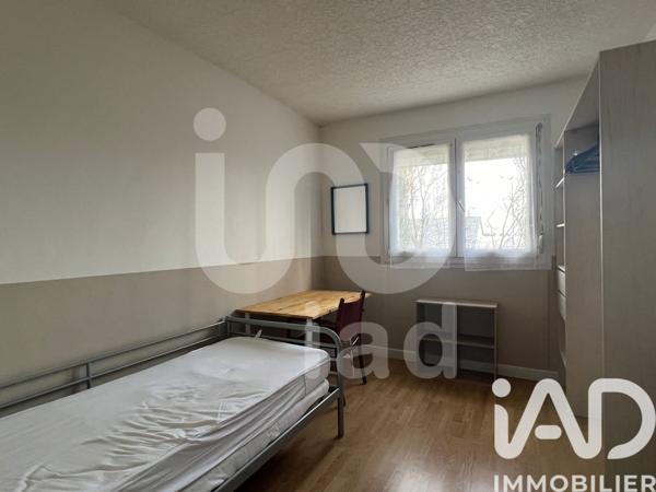 Location appartement 4 pièces 66 m² Villeneuve-d'Ascq